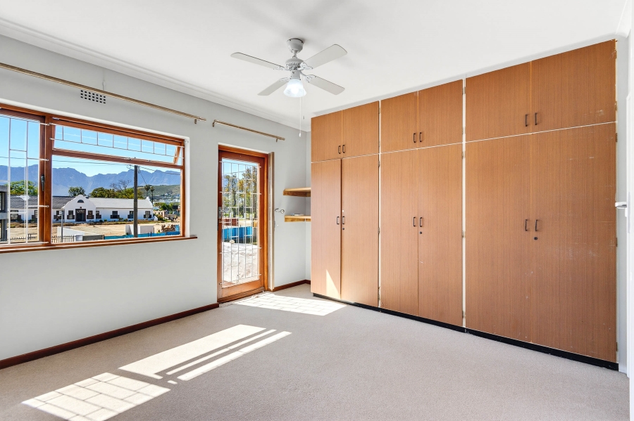 3 Bedroom Property for Sale in Longdown Western Cape